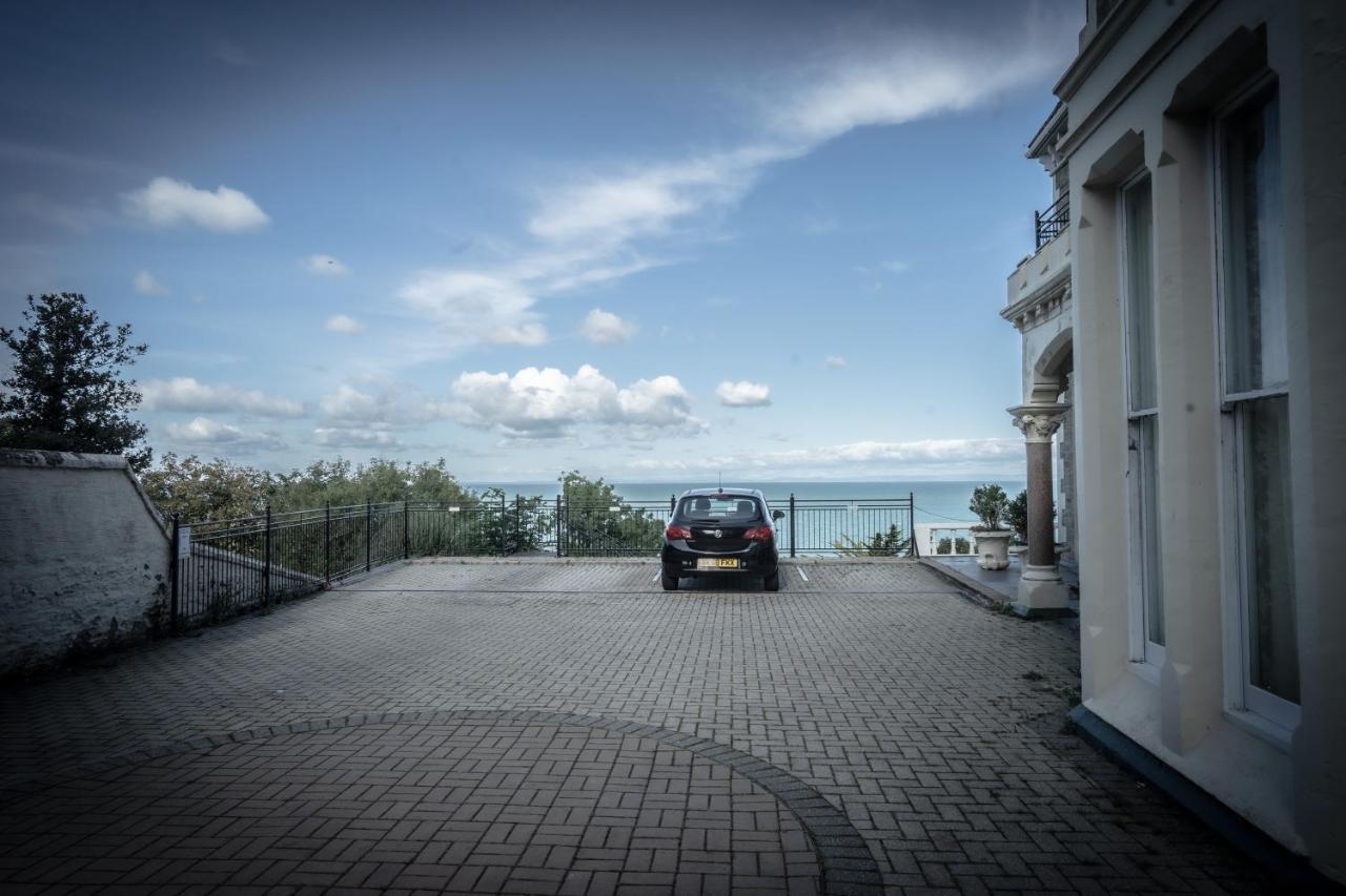 Appartement Victorian Penthouse With Panoramic Sea Views à Ilfracombe Extérieur photo