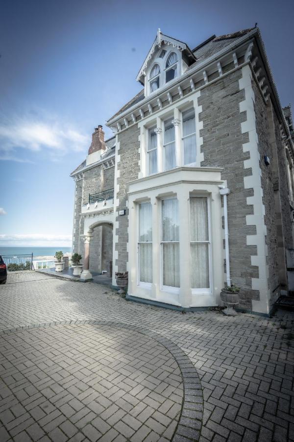 Appartement Victorian Penthouse With Panoramic Sea Views à Ilfracombe Extérieur photo