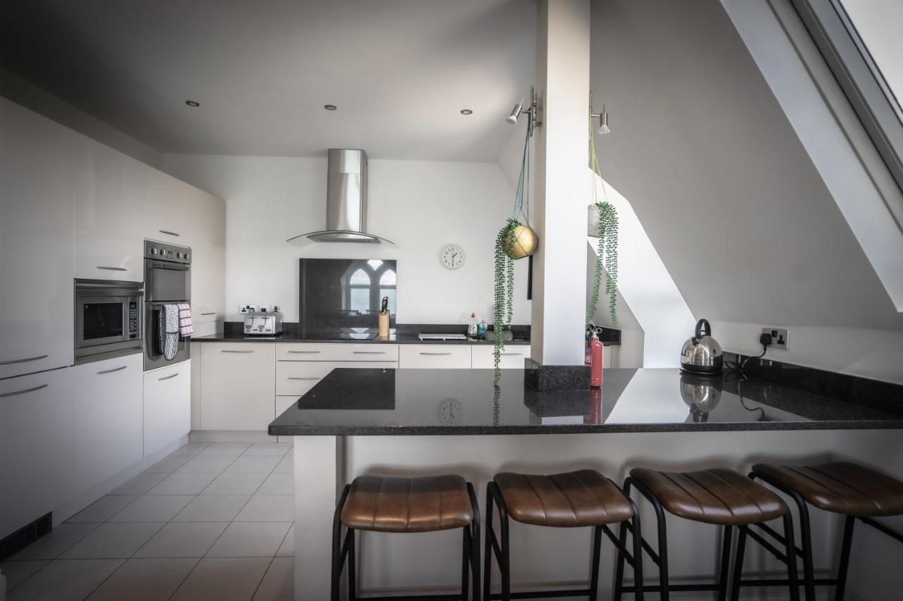 Appartement Victorian Penthouse With Panoramic Sea Views à Ilfracombe Extérieur photo